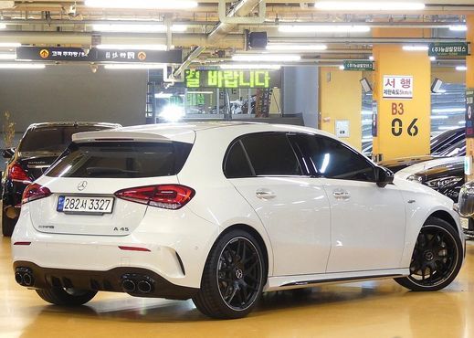 Mercedes-Benz A-Class AMG A45 4MAITC+ Hatchback — пробег 13 000 км — фото 2 из 5