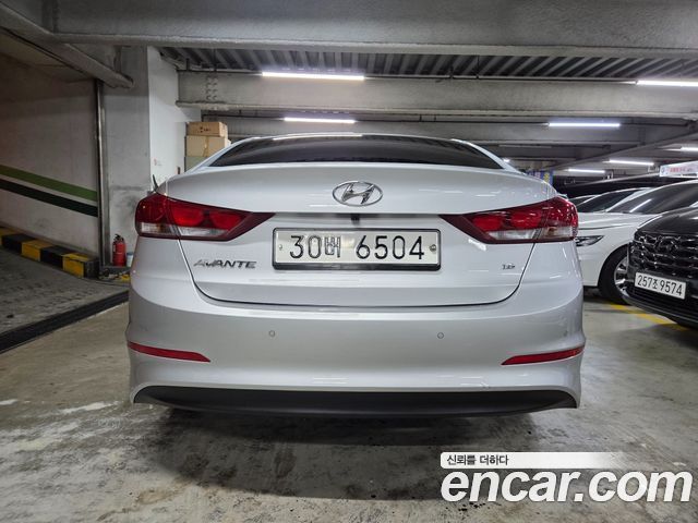 Hyundai AVANTE из Кореи Encar