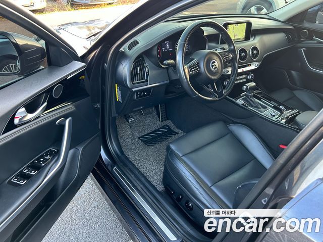 Kia Stinger из Кореи Encar