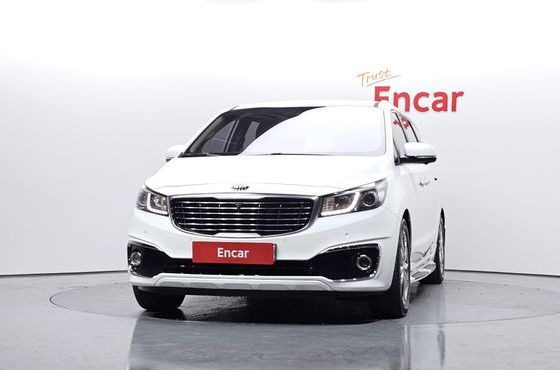 Kia Carnival 9-seater Prestige — пробег 89 612 км — фото 3 из 5