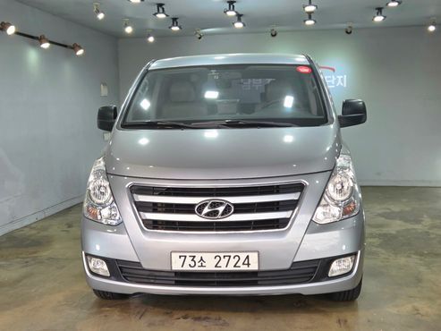 Hyundai Starex 12-Seater Wagon Smart — пробег 85 506 км — фото 1 из 5