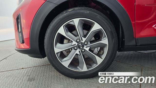 Kia Stonic из Кореи Encar