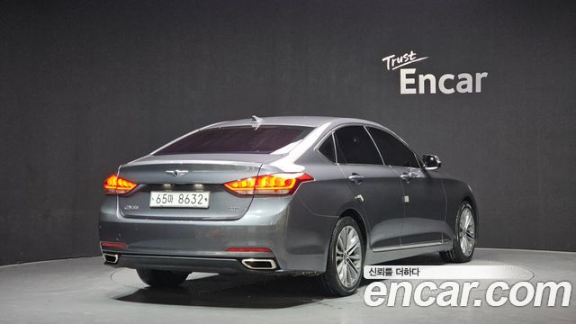 Hyundai Genesis из Кореи Encar