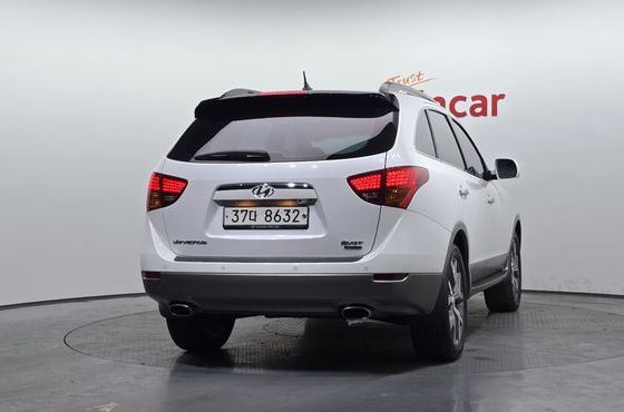 Hyundai Veracruz Diesel 4WD Exclusive Special — пробег 181 667 км — фото 4 из 5