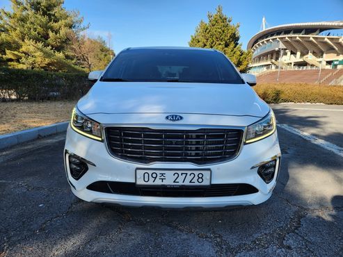 Kia Carnival 7-Seater Limousine President — пробег 104 211 км — фото 2 из 5