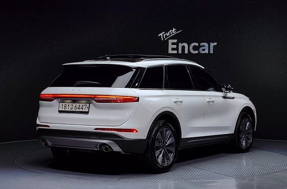 Lincoln Corsair 2.0 Reserve AWD — пробег 72 479 км — фото 2 из 5