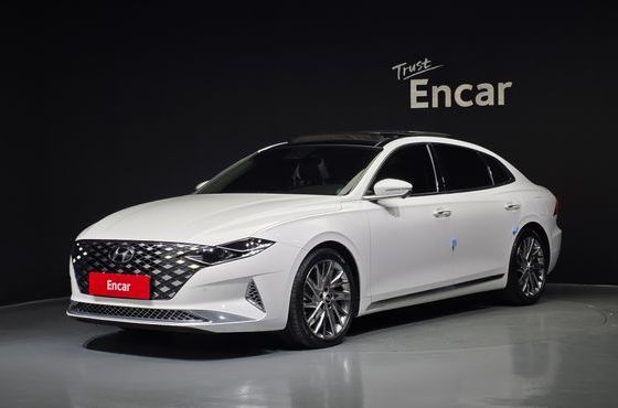 Hyundai Grandeur 2.5 Calligraphy — пробег 101 685 км — фото 1 из 5