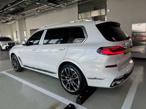 BMW X7 xDrive 40i M Sport 6STR — пробег 6 100 км — фото 3 из 5