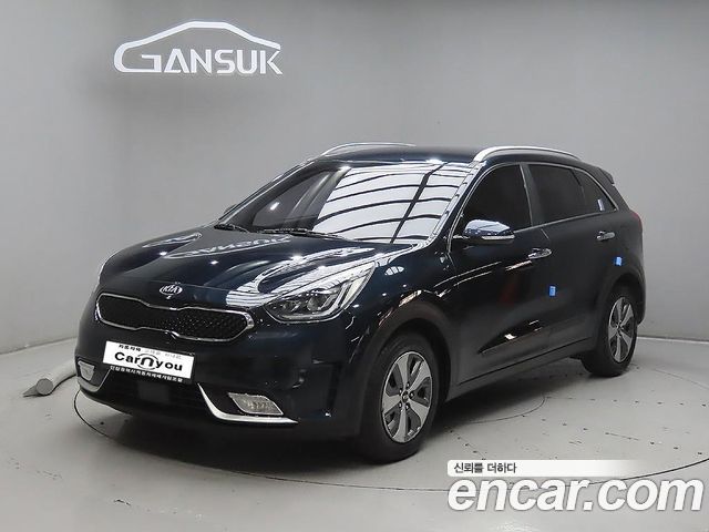 Kia Niro Noblesse — пробег 77 962 км — фото 1 из 5
