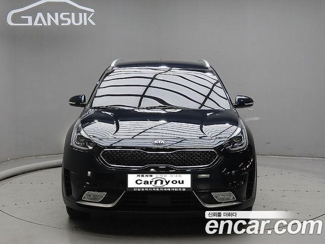 Kia Niro Noblesse — пробег 77 962 км — фото 3 из 5