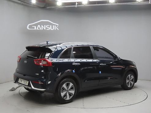 Kia Niro Noblesse — пробег 77 962 км — фото 4 из 5