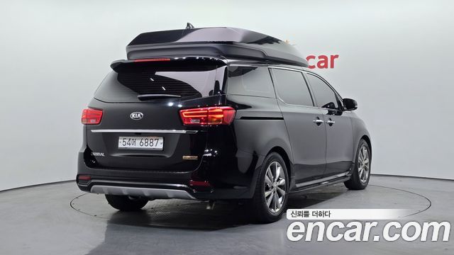 Kia Carnival из Кореи Encar