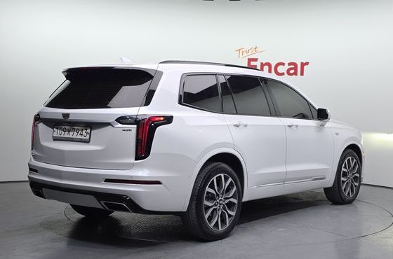 Cadillac XT6 3.6 Sport — пробег 49 528 км — фото 2 из 5
