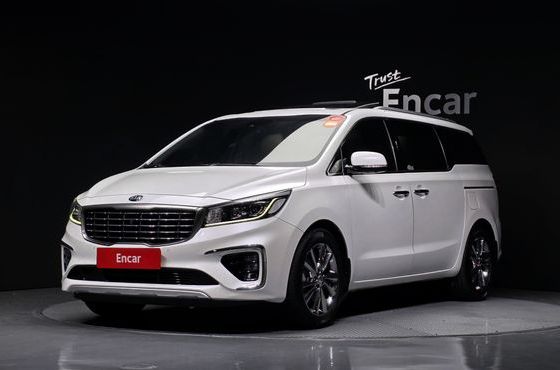 Kia Carnival 7-Seater Limousine VIP — пробег 88 706 км — фото 1 из 5