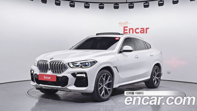 BMW X6 xDrive40i M Sport — пробег 75 076 км — фото 1 из 5
