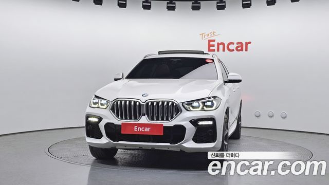 BMW X6 xDrive40i M Sport — пробег 75 076 км — фото 3 из 5