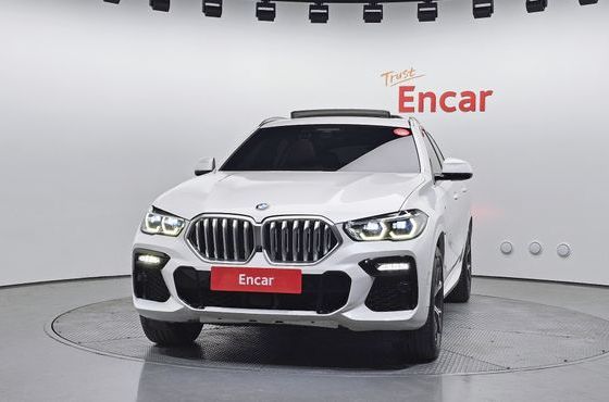 BMW X6 xDrive40i M Sport — пробег 75 076 км — фото 3 из 5