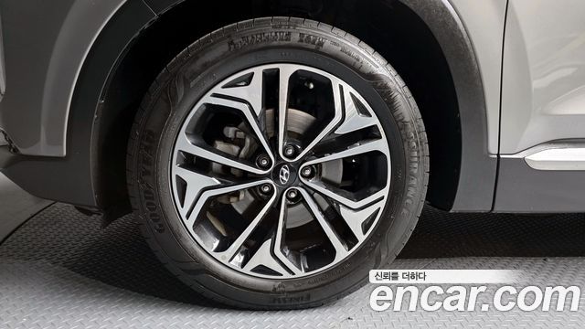 Hyundai Santafe из Кореи Encar