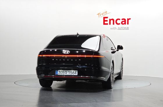 Hyundai Grandeur 3,5 Gasoline 4WD Calligraphy — пробег 58 170 км — фото 4 из 5