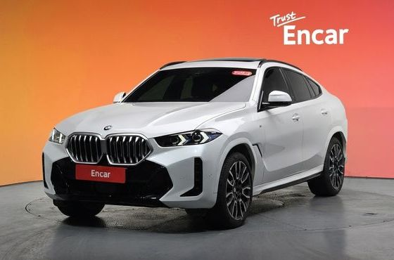 BMW X6 xDrive40i M Sport — пробег 12 848 км — фото 1 из 5