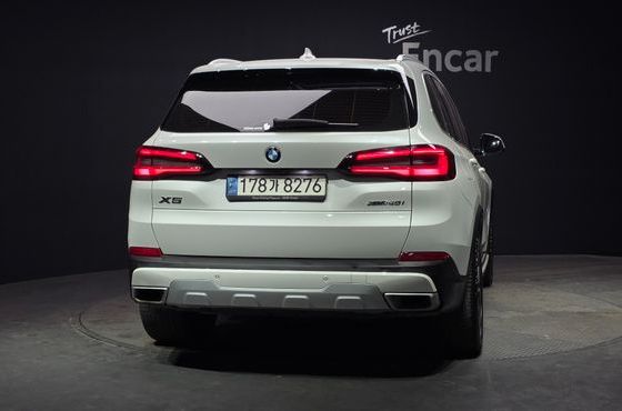 BMW X5 xDrive 40i xLine — пробег 77 692 км — фото 4 из 5