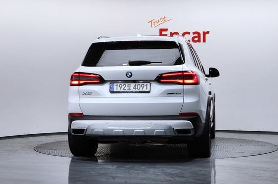 BMW X5 xDrive 40i xLine — пробег 39 016 км — фото 4 из 5