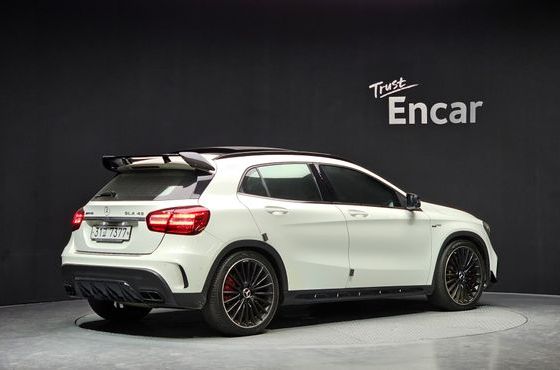 Mercedes-Benz GLA-Class GLA45 AMG 4MATIC — пробег 102 885 км — фото 2 из 5