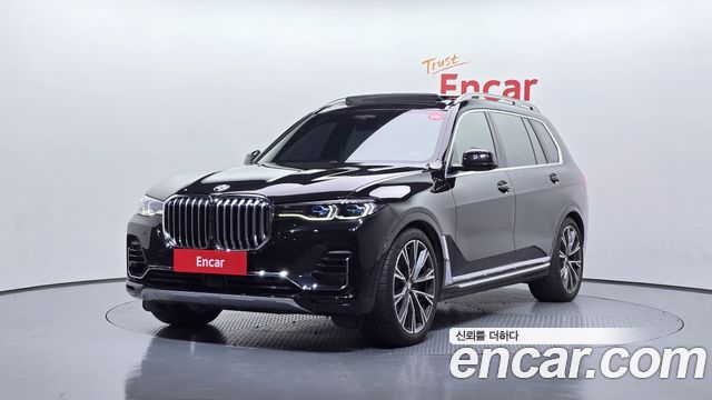 BMW X7 xDrive 30d Design Pure Excellence First Edition 6-Seater — пробег 68 243 км — фото 1 из 5