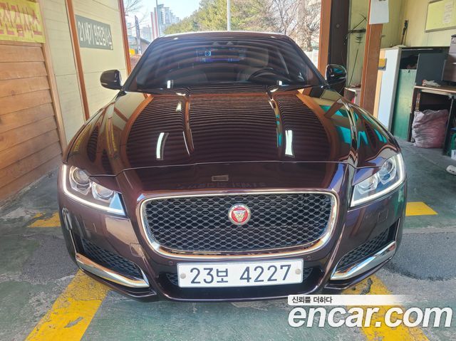Jaguar XF из Кореи Encar