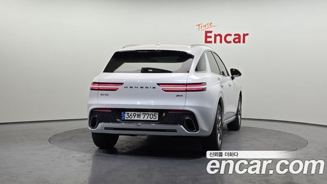 Genesis GV70 из Кореи Encar