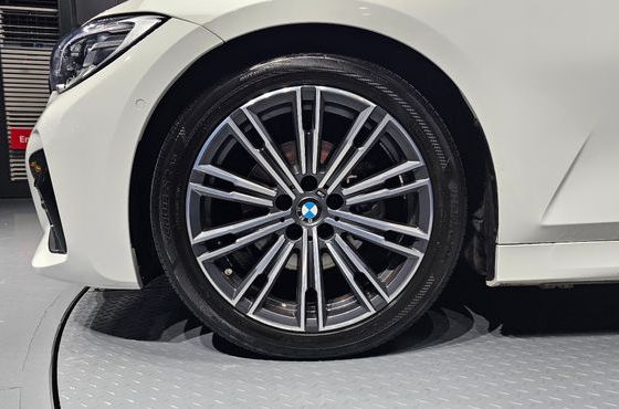 BMW 3-Series 320d M Sport — пробег 129 786 км — фото 5 из 5