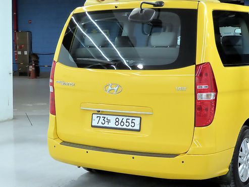 Hyundai Starex 12-Seater Wagon Smart — пробег 195 000 км — фото 5 из 5