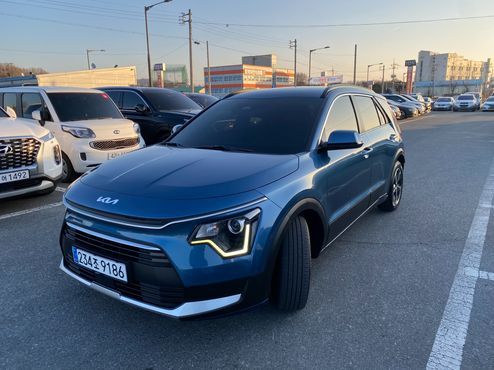 Kia Niro Prestige — пробег 90 554 км — фото 2 из 5