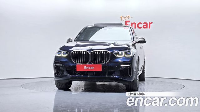 BMW X5 M50i — пробег 54 962 км — фото 3 из 5