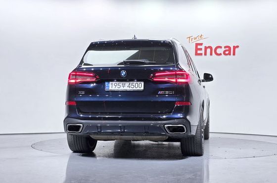 BMW X5 M50i — пробег 54 962 км — фото 4 из 5