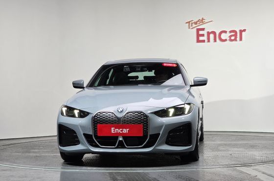BMW i4 eDrive40 M Sports — пробег 4 801 км — фото 3 из 5