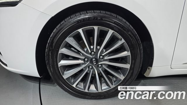 Kia K7 из Кореи Encar