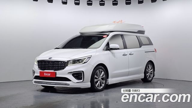 Kia Carnival из Кореи Encar