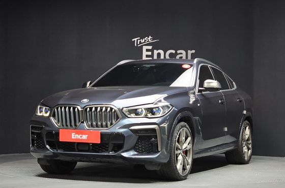 BMW X6 M50i — пробег 61 775 км — фото 1 из 5