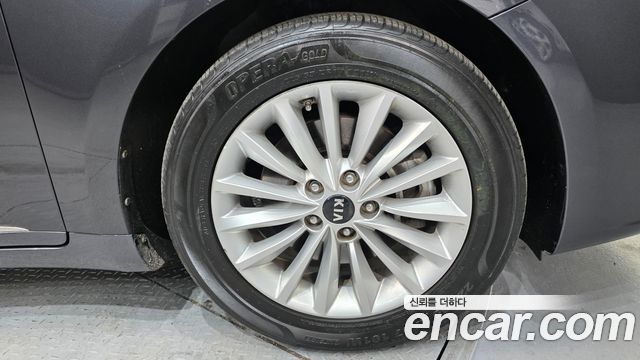 Kia K7 из Кореи Encar