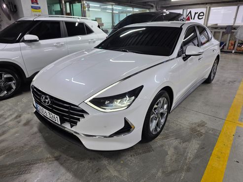 Hyundai Sonata 2.0 Premium Family — пробег 22 000 км — фото 1 из 5
