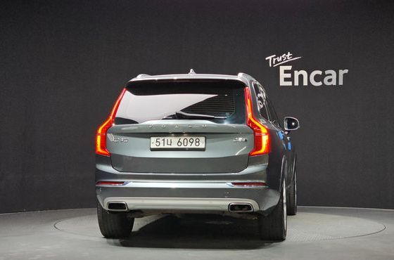Volvo XC90 D5 Inscription — пробег 138 140 км — фото 4 из 5
