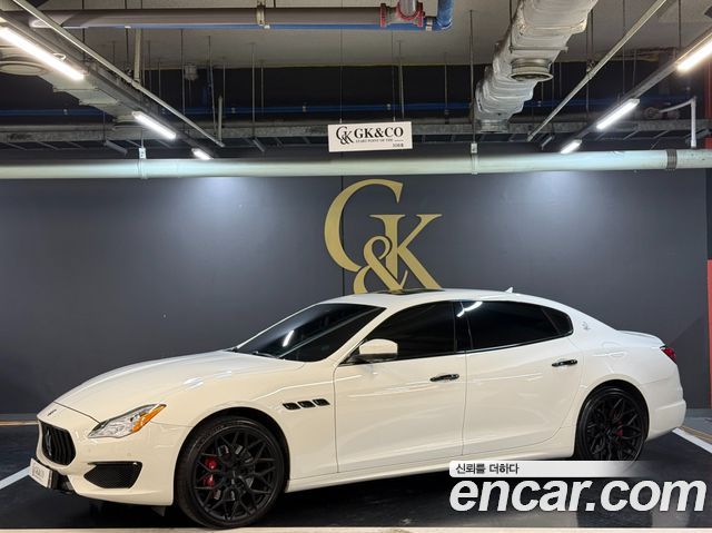 Maserati Quattroporte S Q4 3.0 V6 Gransport — пробег 28 600 км — фото 2 из 5