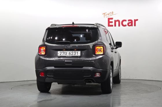 Jeep Renegade 2.4 Limited — пробег 92 866 км — фото 4 из 5