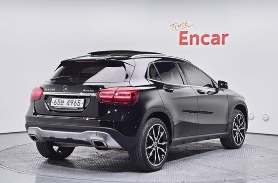 Mercedes-Benz GLA-Class GLA250 4MATIC — пробег 93 346 км — фото 2 из 5