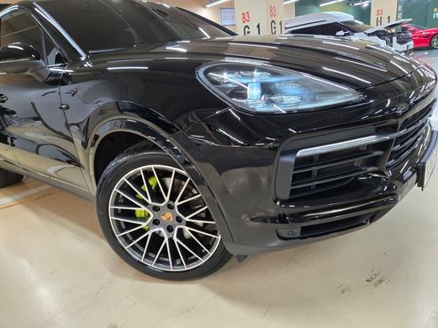 Porsche Cayenne 3.0 E-Hybrid Coupe — пробег 56 900 км — фото 5 из 5
