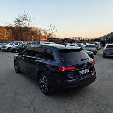 Audi Q7 50 TDI Quattro Premium — пробег 31 674 км — фото 3 из 5