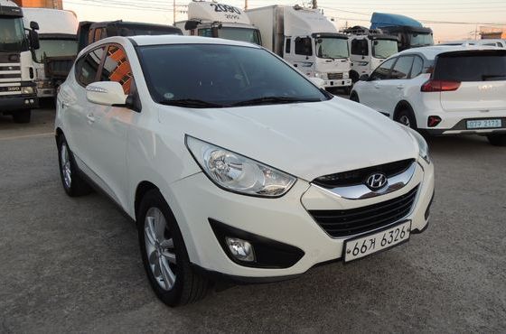 Hyundai Tucson Diesel 2WD LX20 Luxury — пробег 194 846 км — фото 3 из 5