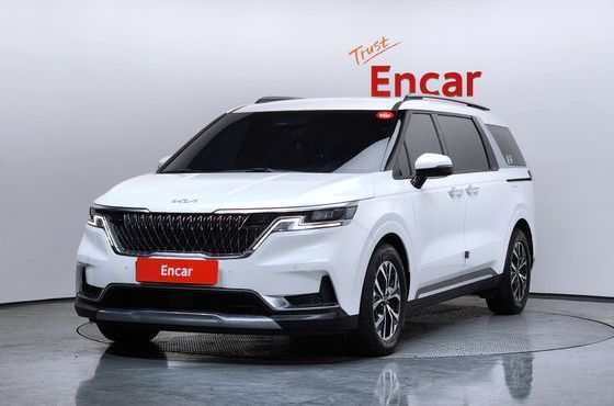 Kia Carnival 9-Seater Signature — пробег 91 393 км — фото 1 из 5
