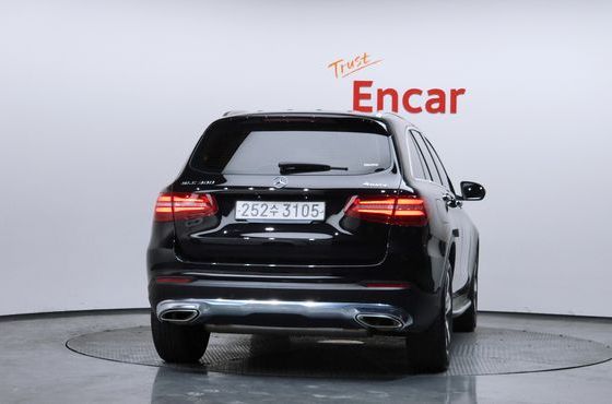 Mercedes-Benz GLC-Class GLC300 4MATIC — пробег 41 348 км — фото 4 из 5